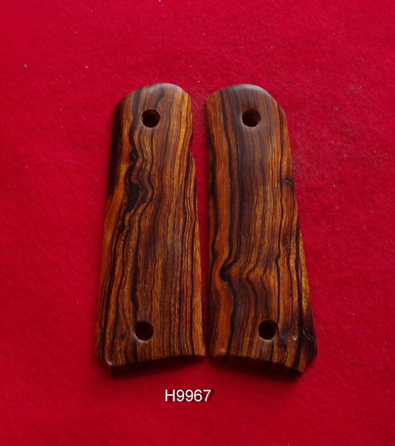 Nice Matched Pair Of Desert Ironwood Grips For Colt 1911 Government Models Spresser Custom Grips 4770